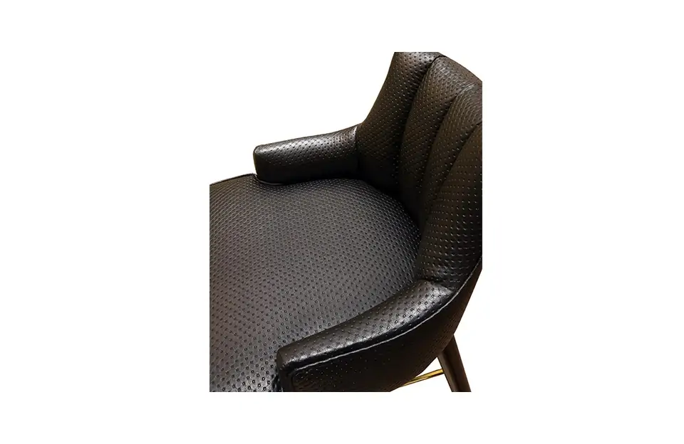 Xiao Bar Stool 01